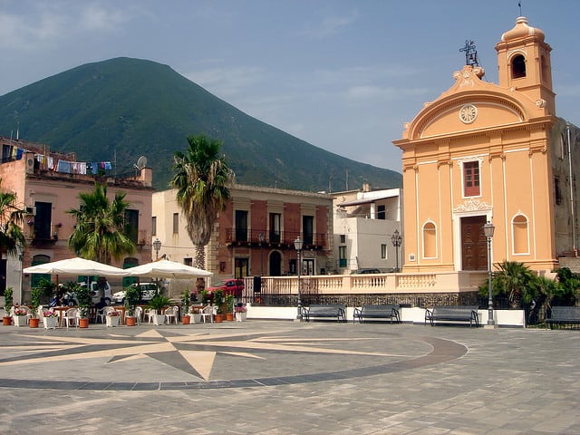 MareFestival – Premio Troisi. Il cinema a Salina.