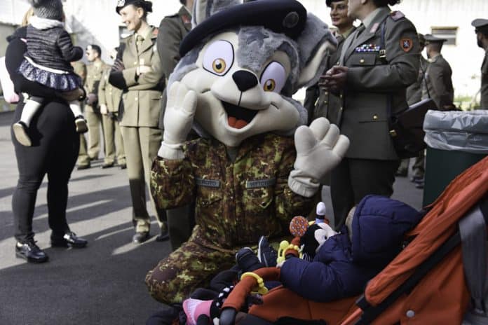 Messina, inaugurato l’asilo nido “Lupetto Vittorio” per i figli dei militari della Brigata Aosta