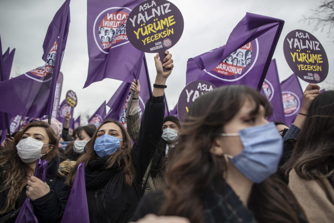 Lotta alla violenza sulle donne: la Turchia si “ritira” dalla Convenzione di Istanbul