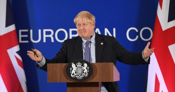 Boris Johnson fa dietrofront su Brexit: pronta una proposta di legge contraria agli accordi con l’Unione Europea