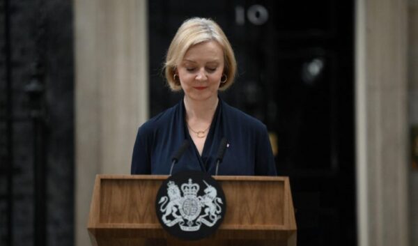 Il primo ministro britannico Liz Truss si dimette dopo 44 giorni