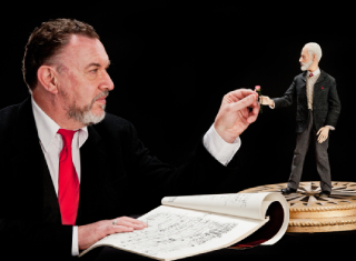 Quando il teatro incontra la lirica: il Rigoletto di Barry Purves