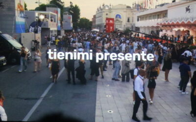 Tienimi presente: la storia di tutti noi