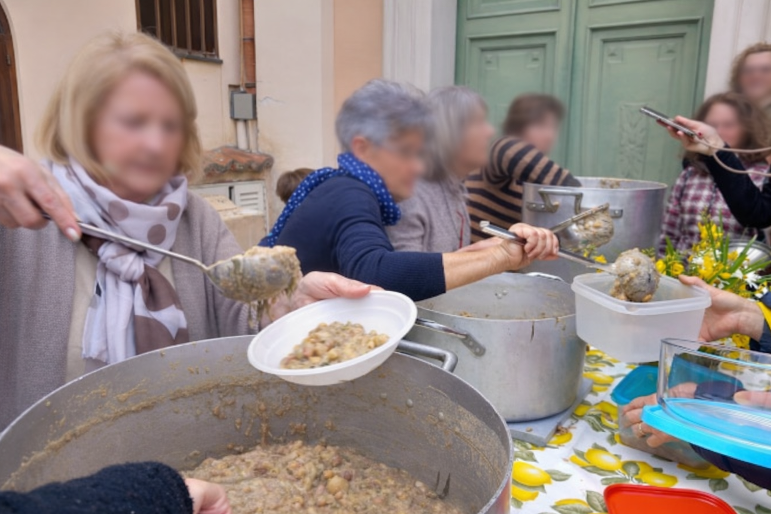 Quadaro di Lipari alla Basilica di San Cristoforo <br> Fonte: https://eolienews.blogspot.com/2023/05/quadaro-di-san-giuseppe-canneto-dalla_1.html?m=1